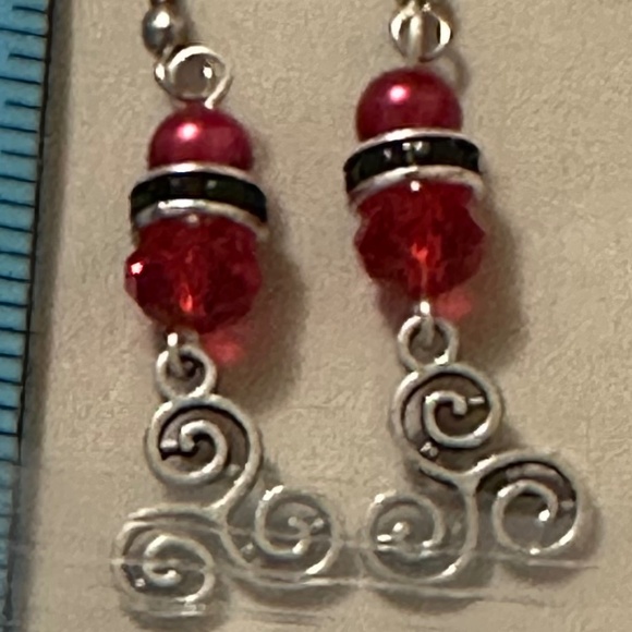 2/$15 Handmade – NWOT – stainless steel, red, black and silver charm earrings - Picture 4 of 4